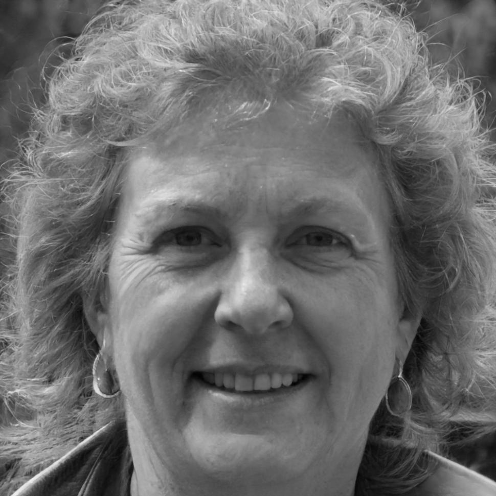 Retrato de instructora especializada en comunicación interpersonal